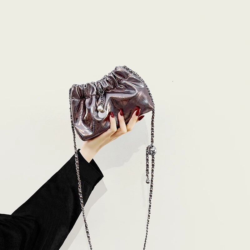 Free Shipping Designer Bag Niche Design Bag Luxury Bag For Women 2025 New Fashion High-end Chain Shoulder Crossbody Bag Wrinkled Cloud Bag