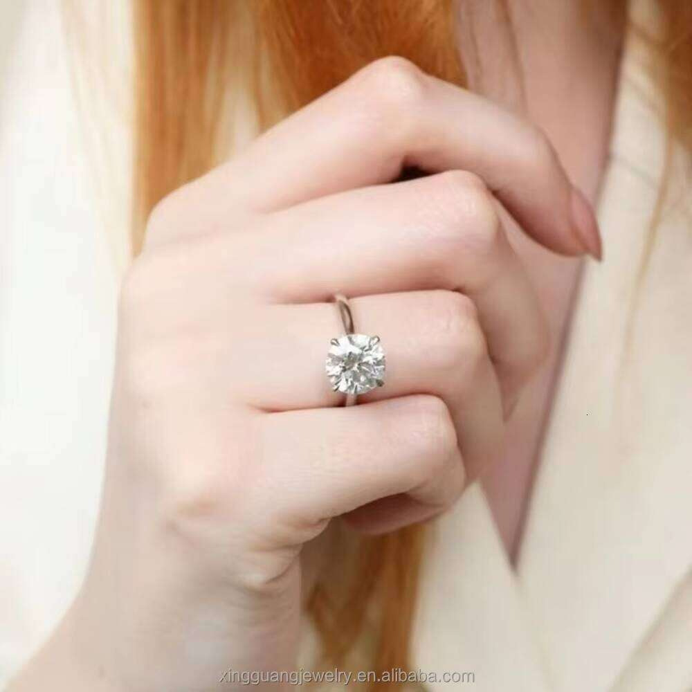 Beauty Simple 4 Prongs 1.0CT Round D/VVS Moissanite Solitaire 14K Yellow/White Gold Ring Women Wedding Engagement Jewelry