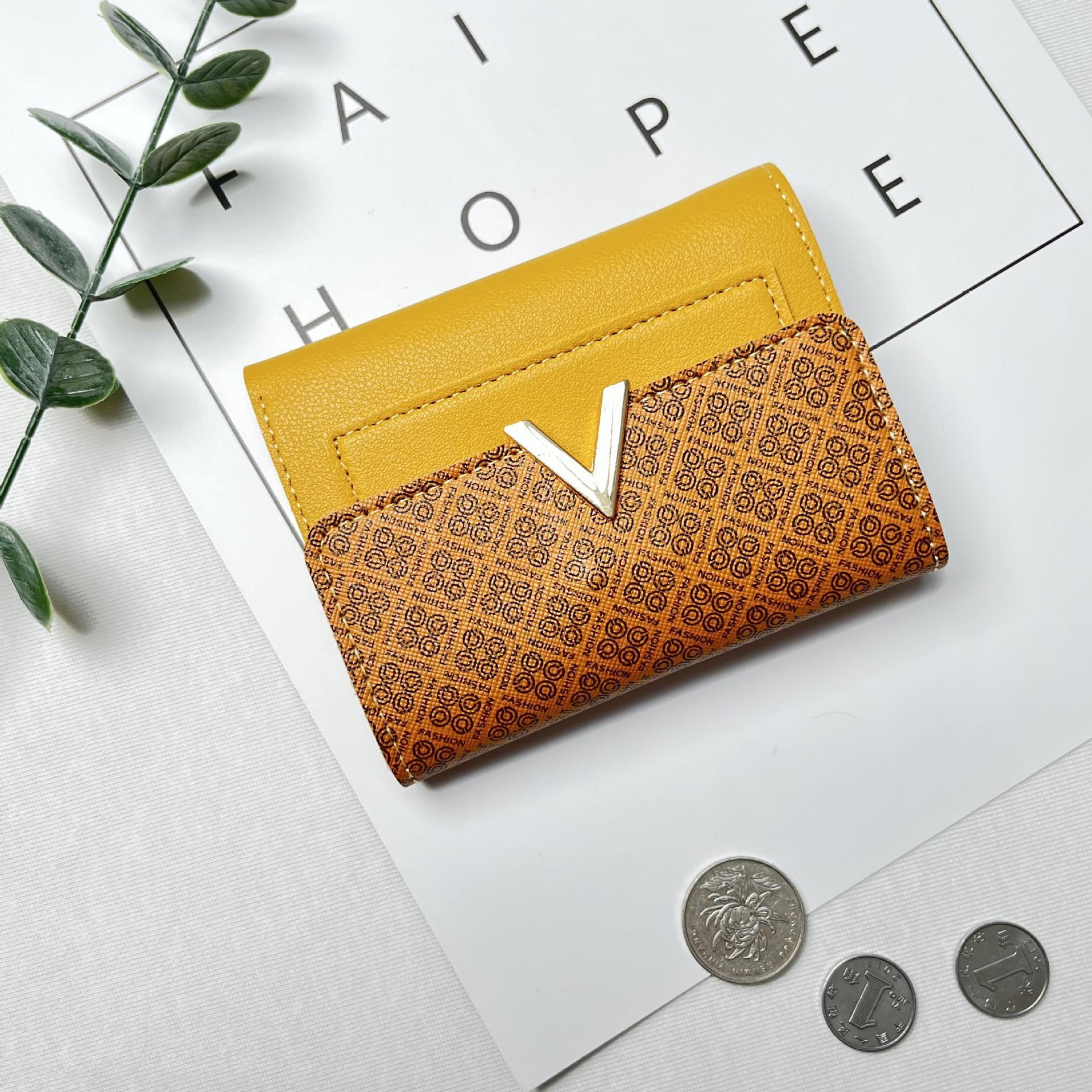 Girl's Ins Style Small Wallet Luxury Bag Female Short 2023 New Japanese And Korean Simple Card Holder Student Versatile Folding Leather Wallet