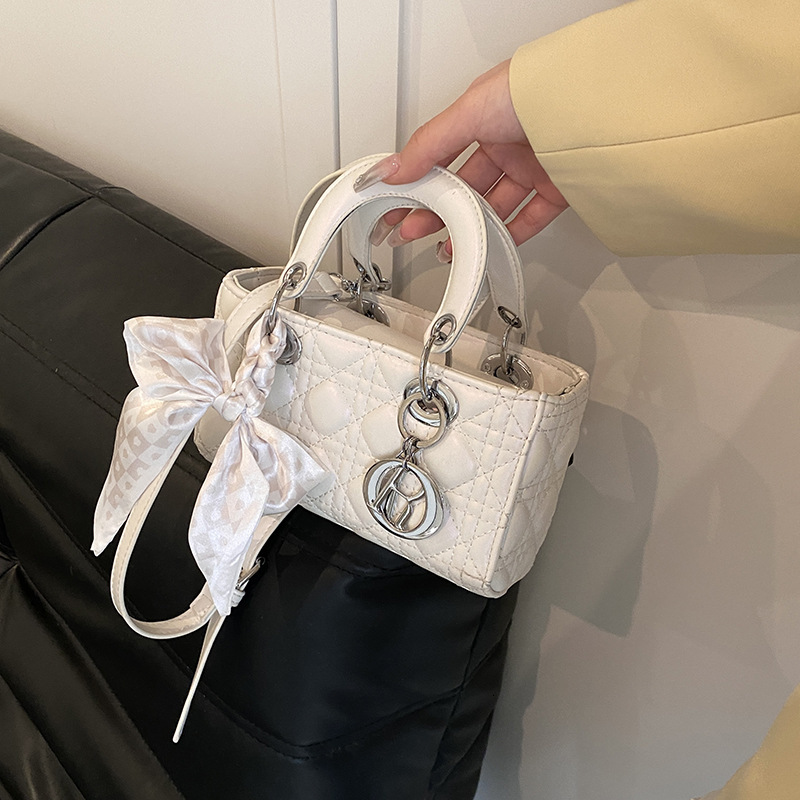 Free Shipping Designer Elegant Social Silk Women's Scarf Bag 2025 Fashion Trend Casual Korean Version Single Shoulder Crossbody Bag Fashion Women
