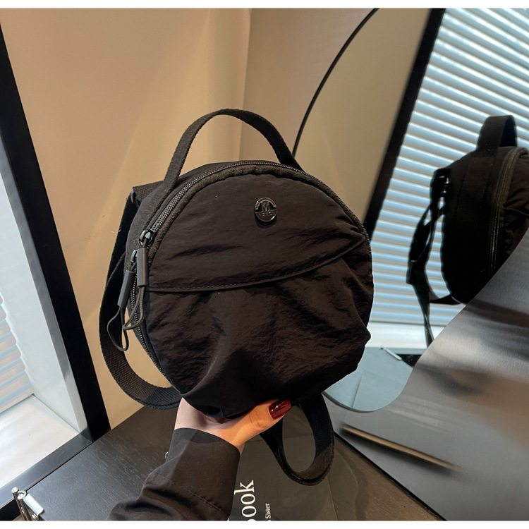 2025 Designer Bag New Simple Fashion Single Shoulder Crossbody Bag For Women Stylish Casual Student Bag Luxury Bag Trendy Small Round Bag