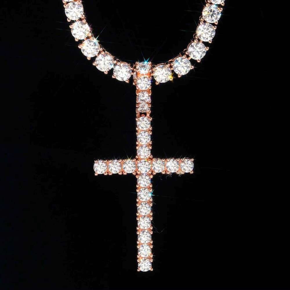 Stock Popular Jewelry Sterling Sier Vvs Moissnaite Dia Tennis Chain Cross Pendant Necklace