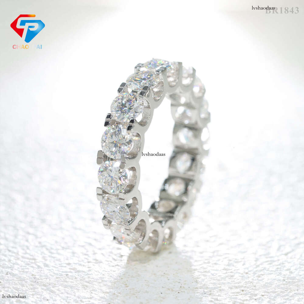 Hip Hop Silver Inlaid 5.0MM Round Moissanite Row Unisex Fashion Full Diamond Ring Band