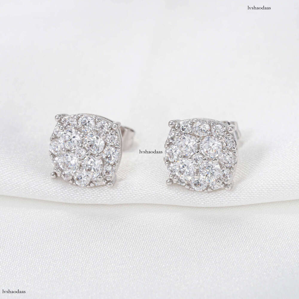 Hot-Selling High-End Ice Flower Round Sier Inlaid Moissanite Unisex Personality Fashion Earrings Jewelry