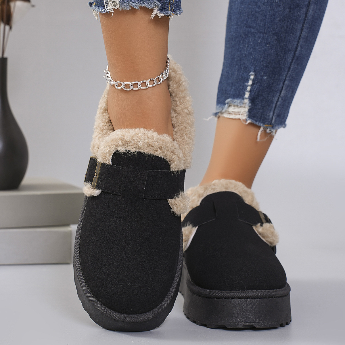 hot Free delivery designer woman boots Velvet cotton boots with short sleeves comfortable snow boots anti slip and warm boots
