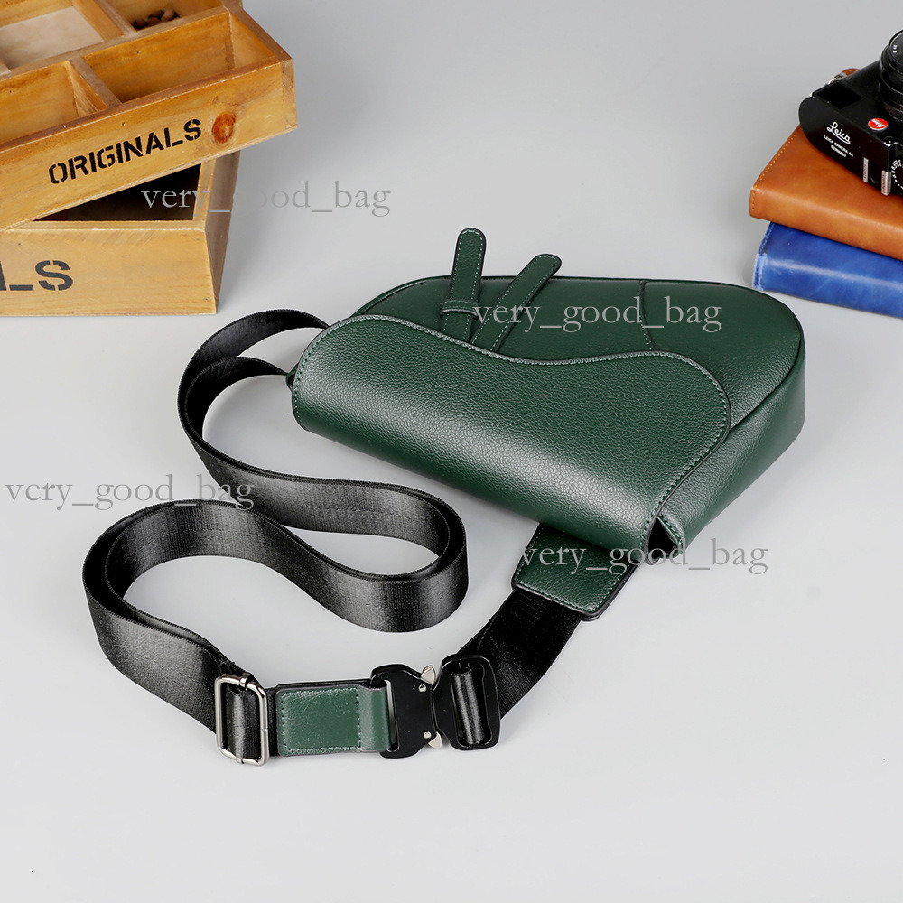 Men's Solid Color PU Leather Saddle Bag Shoulder Crossbody Chest Bag Stylish Durable Versatile Practical Casual Travel Fashionable Trendy