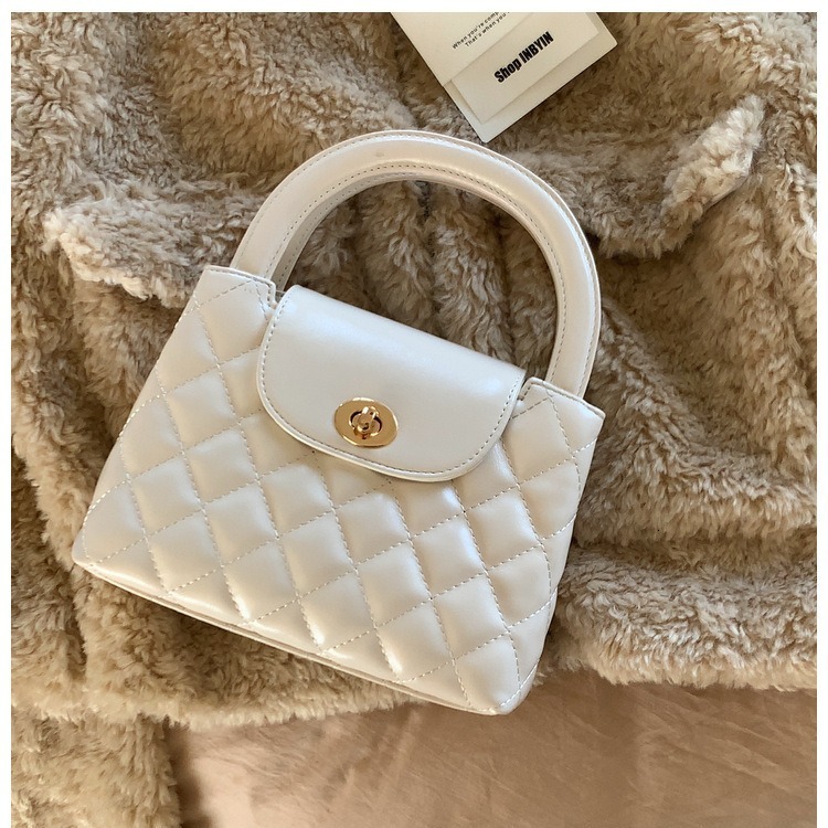 High-end Simple Fashion 2025 New Single Shoulder Handbag Quilted Chain ddmymoon