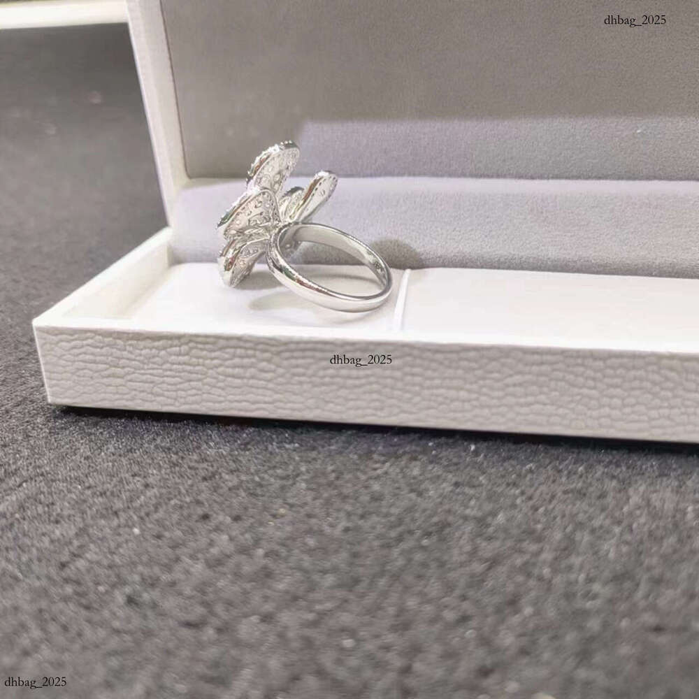 2024 Autumn Style Personalized Silver Full Inlaid VVS Moissanite Flower Hip-Hop Men's Ring Jewelry Wholesale