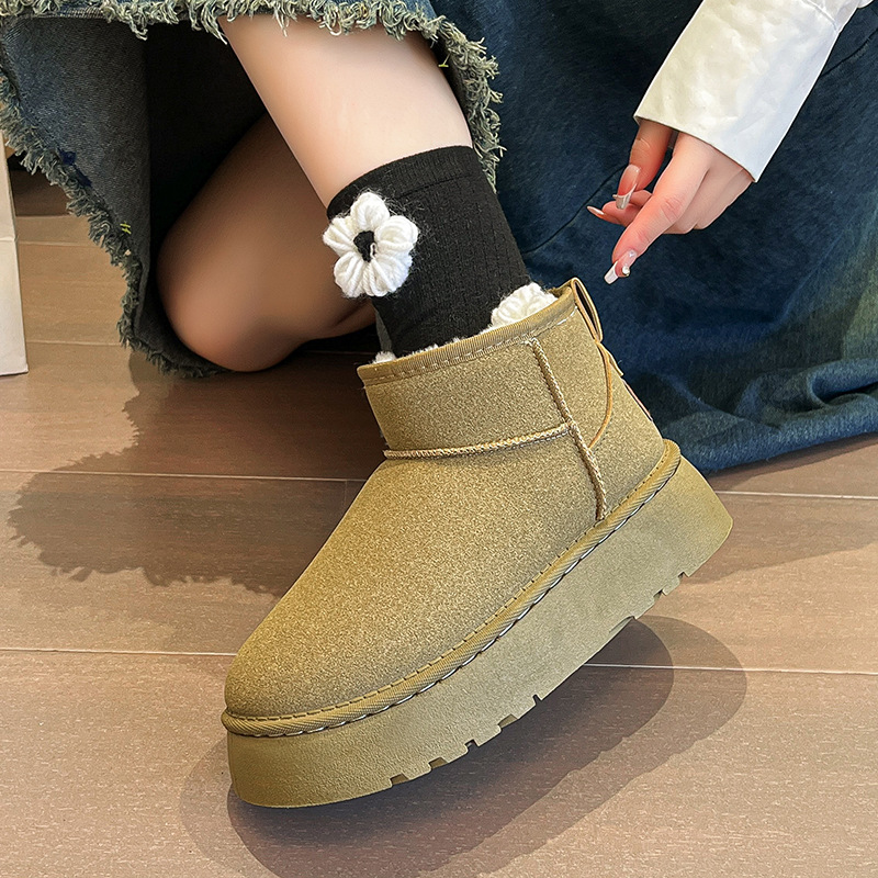 Free delivery designer woman boots Bare boots, short boots professional commuting comfortable boots