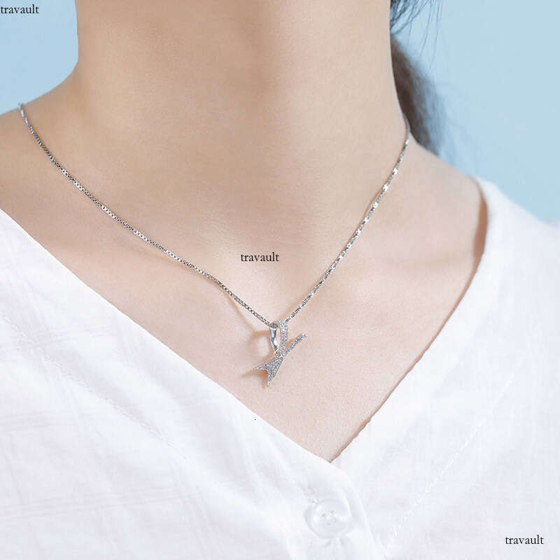 Minimalist Fashion Sier Micro Paved Moissanite chain Iron Tower Hip Hop Pendant Trendy Necklace for Women