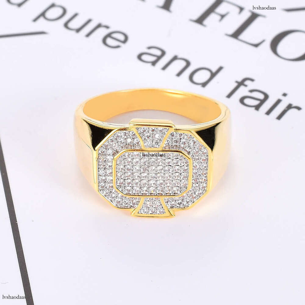New Hip-Hop Men's AAA High-Grade Zircon Geometric Bling CZ Ring