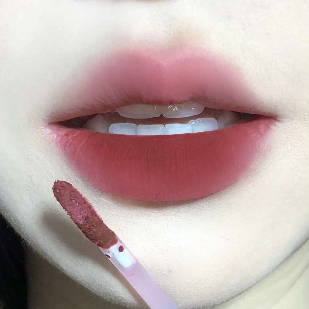 DIXI Small Silver Tube Glaze Velvet Matte Lip Mud Long-lasting Color Whitening Not Easy To Stick Cup Lipstick Makeup Free shipping