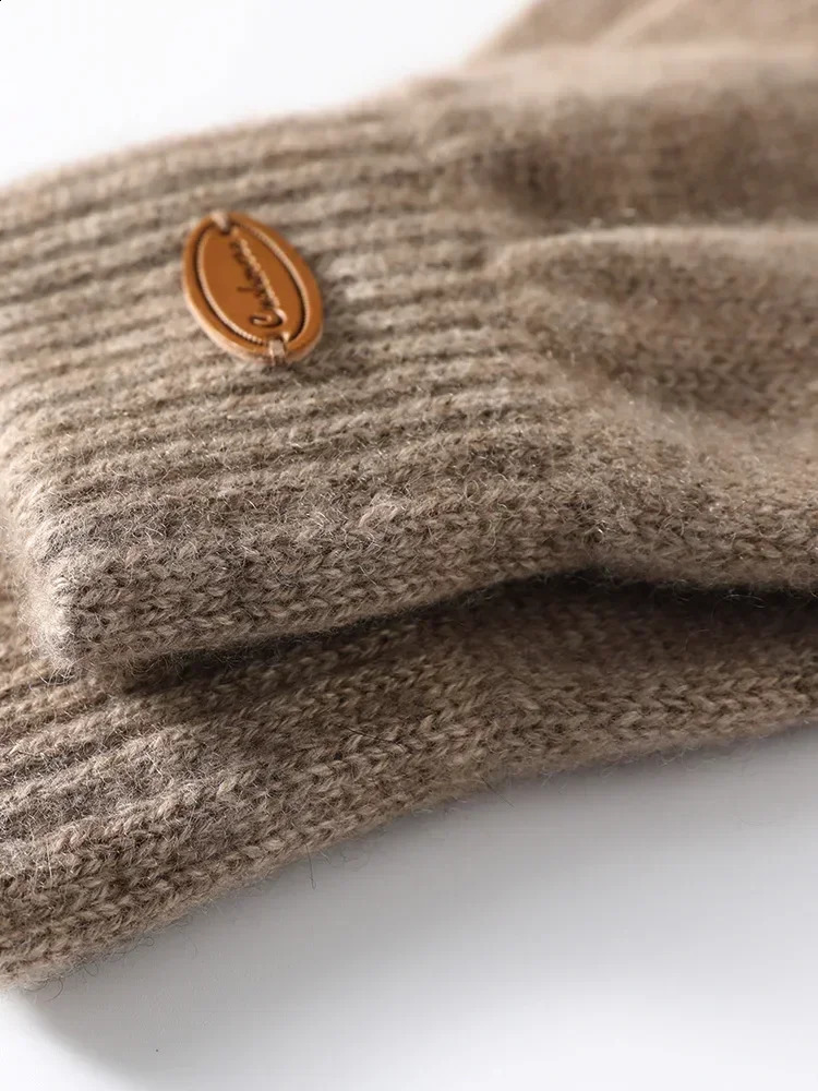 Women 100% Real Cashmere Knitted Thick Gloves Ribbed Cuff Fall Winter Touchscreen Finger Warm Wrist Length Classic Female Mitten 250807