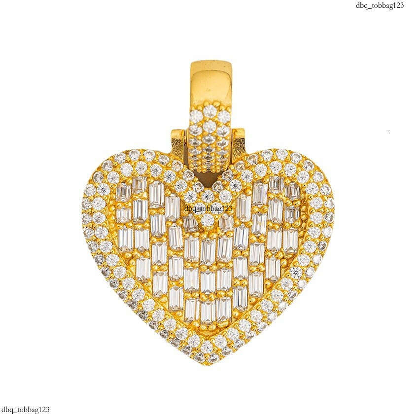 Hip-Hop Personality Heart Pendant Iced Out VVS Full Inlaid D Color Moissanite Necklace Direct