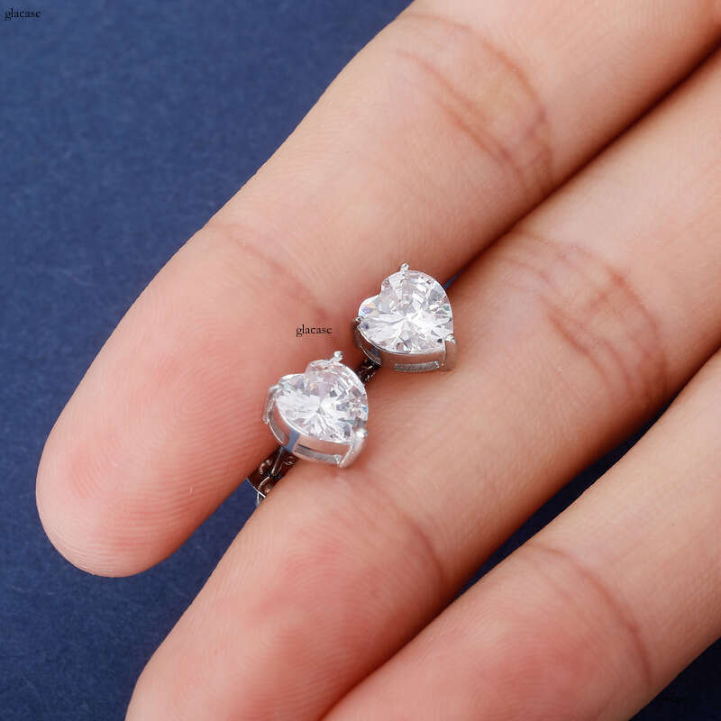 0.1 - 1 ct Sier Inlaid Moissanite Heart Stud Earrings Hip Hop Jewelry