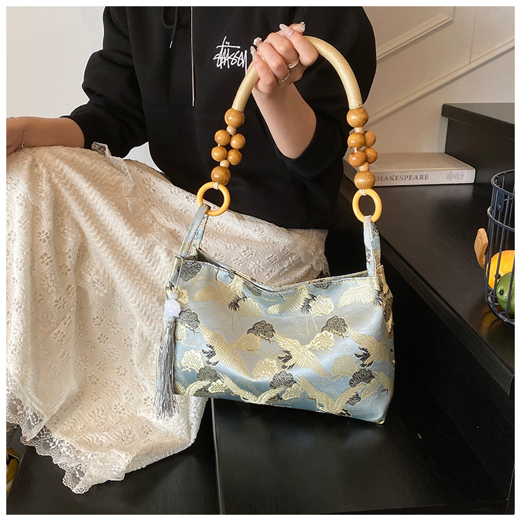 Cross-border Wholesale Women's Painted Pattern Underarm Bag Designer Bag Fashion Retro European And American Style Niche Light Luxury Bag Shoulde