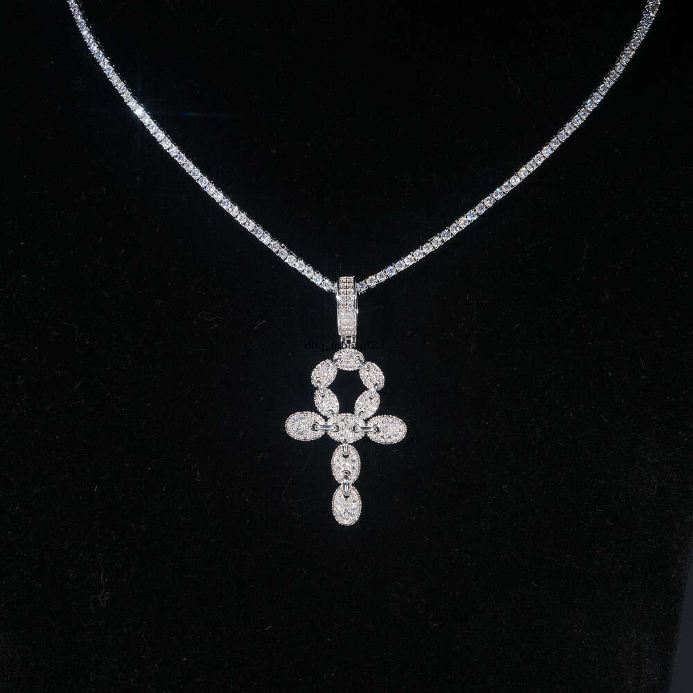 INS New Cross Pendant Versatile Necklace Trendy Must-Have Style Wuzhou