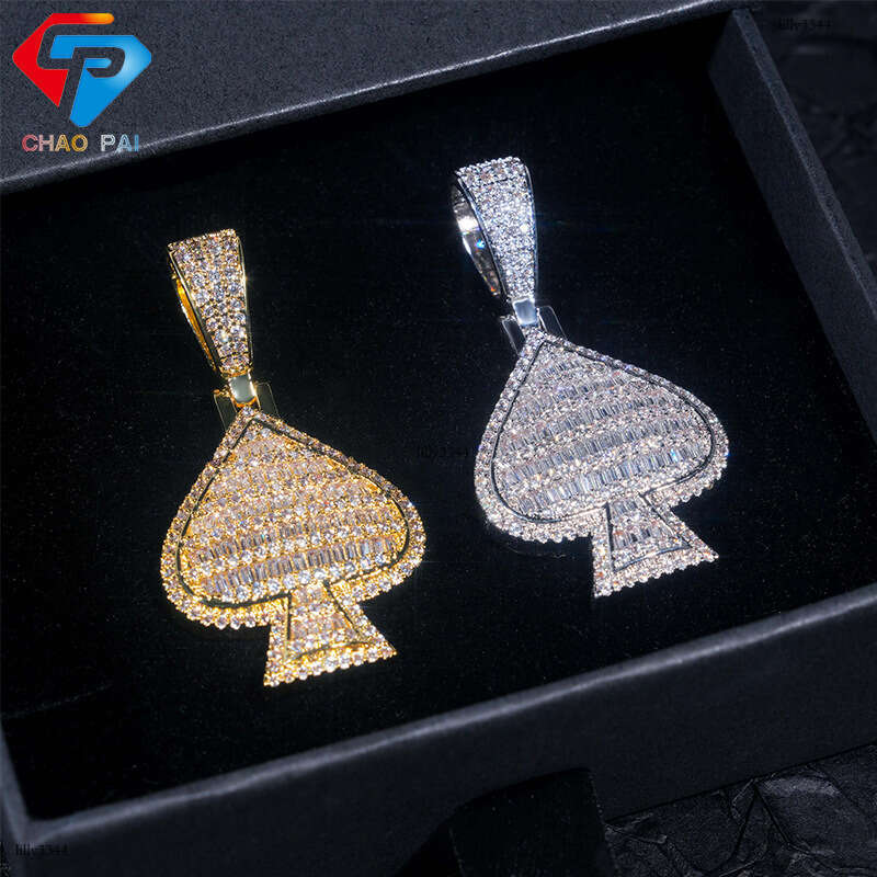 Personalized Heart-Shaped Sier Inlaid Moissanite Pendant Necklace Jewelry Can Be Worn with 5m Tennis Chain