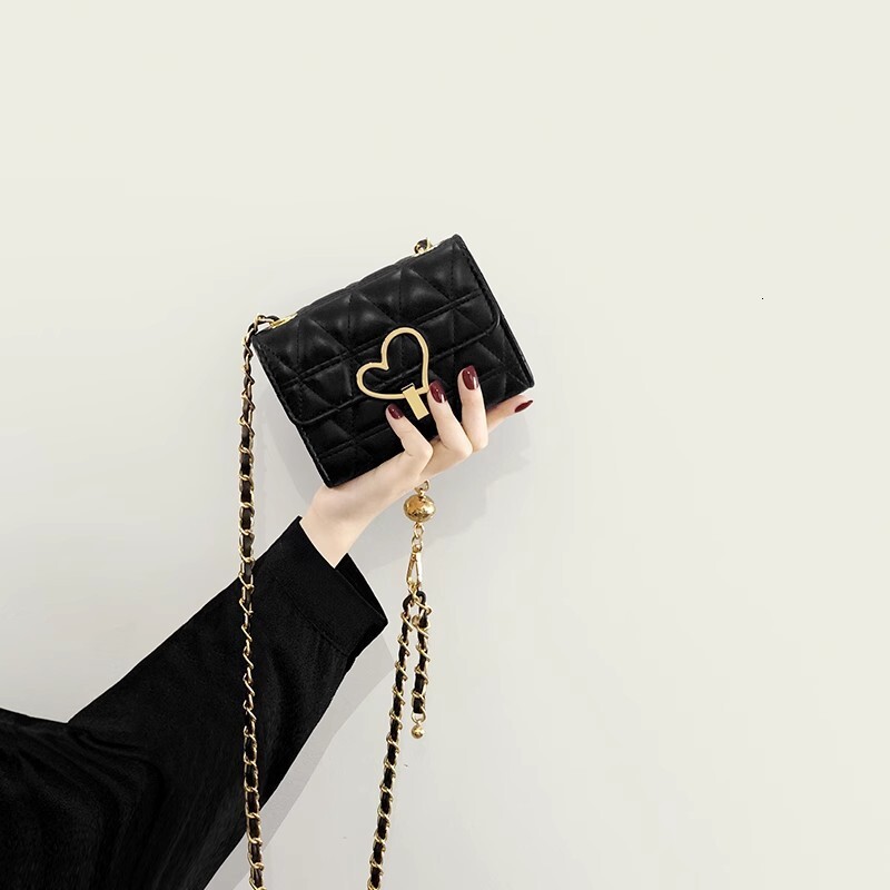 Luxury Bag Free Shipping Designer Bag This Year's Trend Mini Small Bags For Women 2025 New High-end Niche Versatile Quilted Chain Crossbody Bag