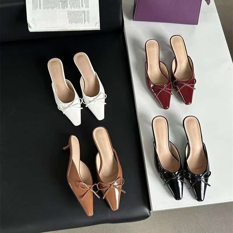 2025 Designer Shoes Summer New Bowknot Mid-Heel Mules Closed-Toe Half Slippers Women Plus Size High Heels Single Shoes Sandals