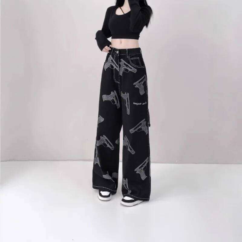 New Hip-hop Washed Men's and Women's High-quality American Pistol Print Straight Pants Graphic Jeans