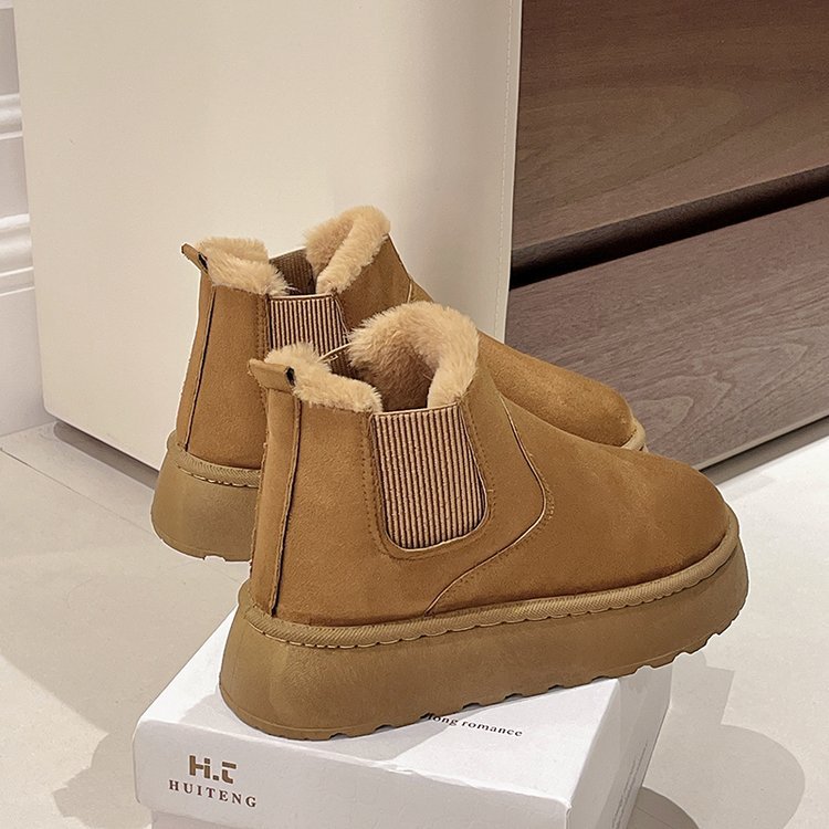 new Free delivery designer woman boots Comfortable mid top Martin boots casual and comfortable short boots