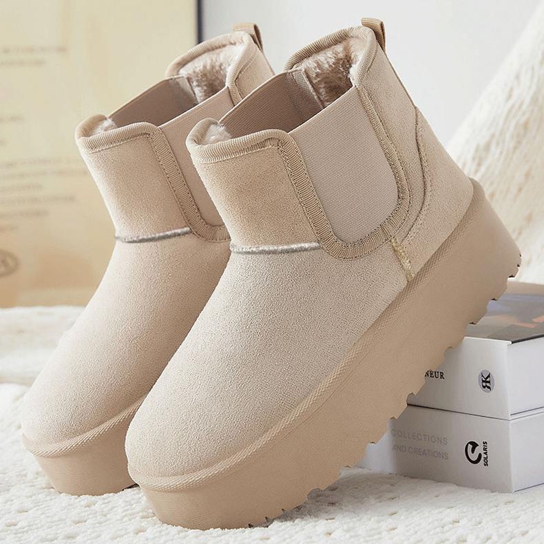 Free delivery designer woman boots Short boots low cut boots wear resistant and non slip casual boots