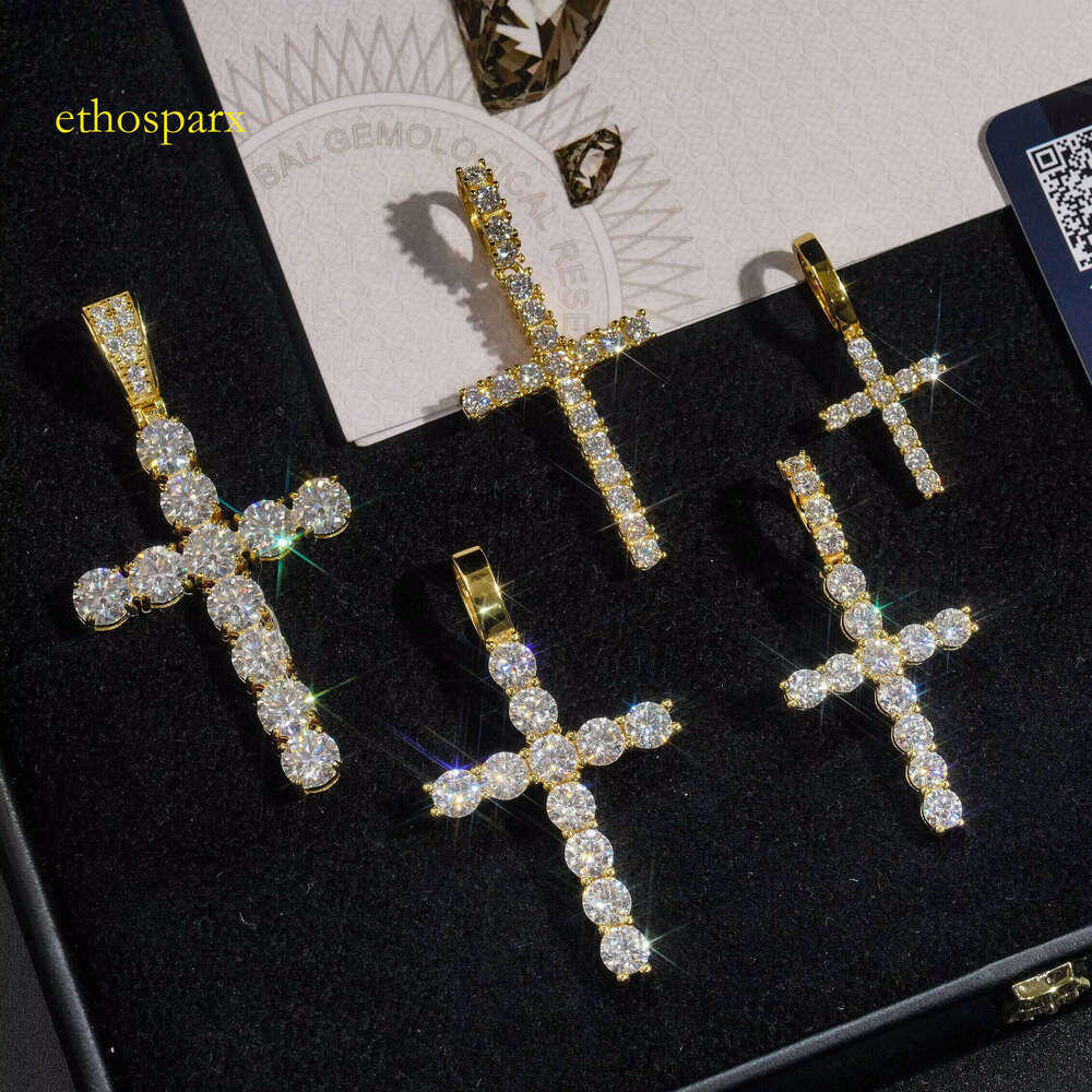 Stock Popular Jewelry Sterling Sier Vvs Moissnaite Dia Tennis Chain Cross Pendant Necklace