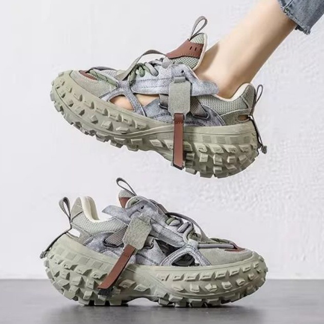 Thick soled hollowed out dad and women's shoes with mesh breathable 2025 designer's new height increasing casual sports shoes