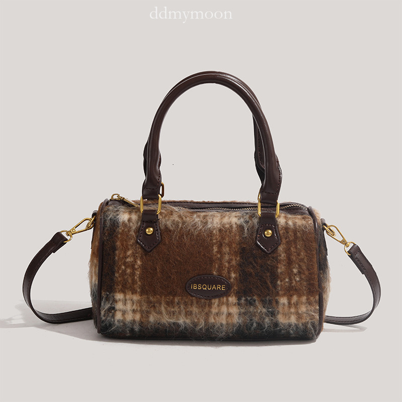 Woolen Pillow 2025 Autumn Winter New Fashion Crossbody Bag Handbag ddmymoon