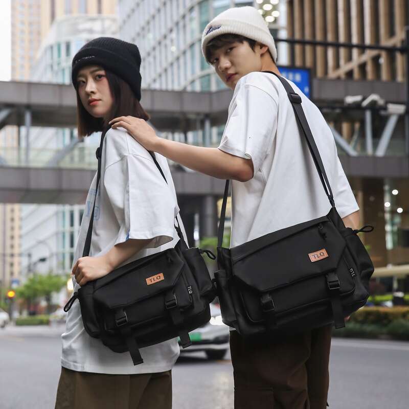 Hot Selling New Single Shoulder Men, High-End Water-Resistant Messenger Bag, Large Capacity Fashion Crossbody Bag For Men Designer Bags