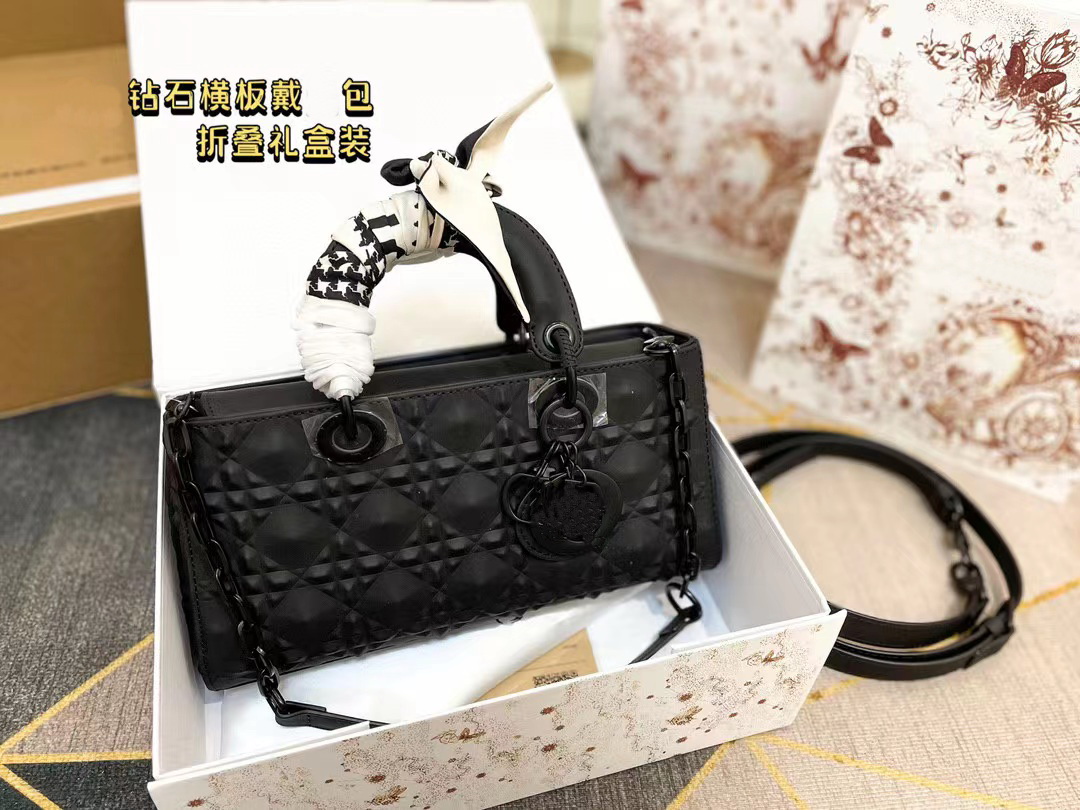 10A quality Luxury designer Bags Women handbags luxurous crossbody shoulder Bag lambs leather classic flap chain clutch caviar wallets all black Shoulder Bags