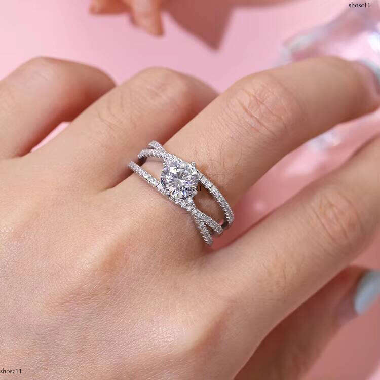 Fine Jewelry Solid White Gold 1CT D/VVS Round Moissanite Dia Wedding Ring
