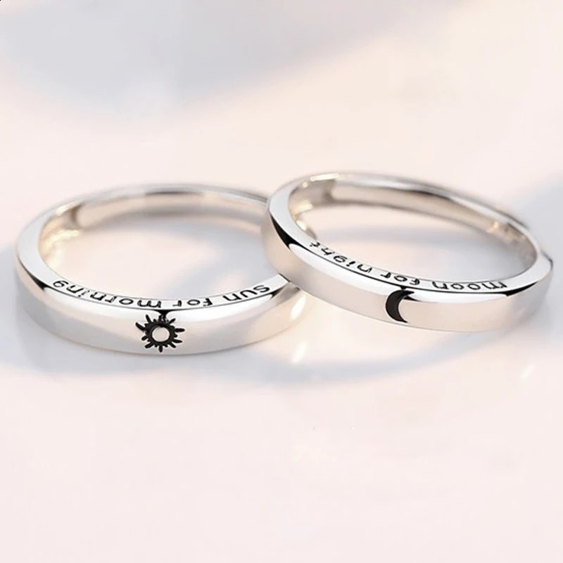 2Pcs Silver Color Sun Moon Couple Rings For Women Romantic Day Night Letter Ring Lover Engagement Banquet Jewelry Dating Gift 250805