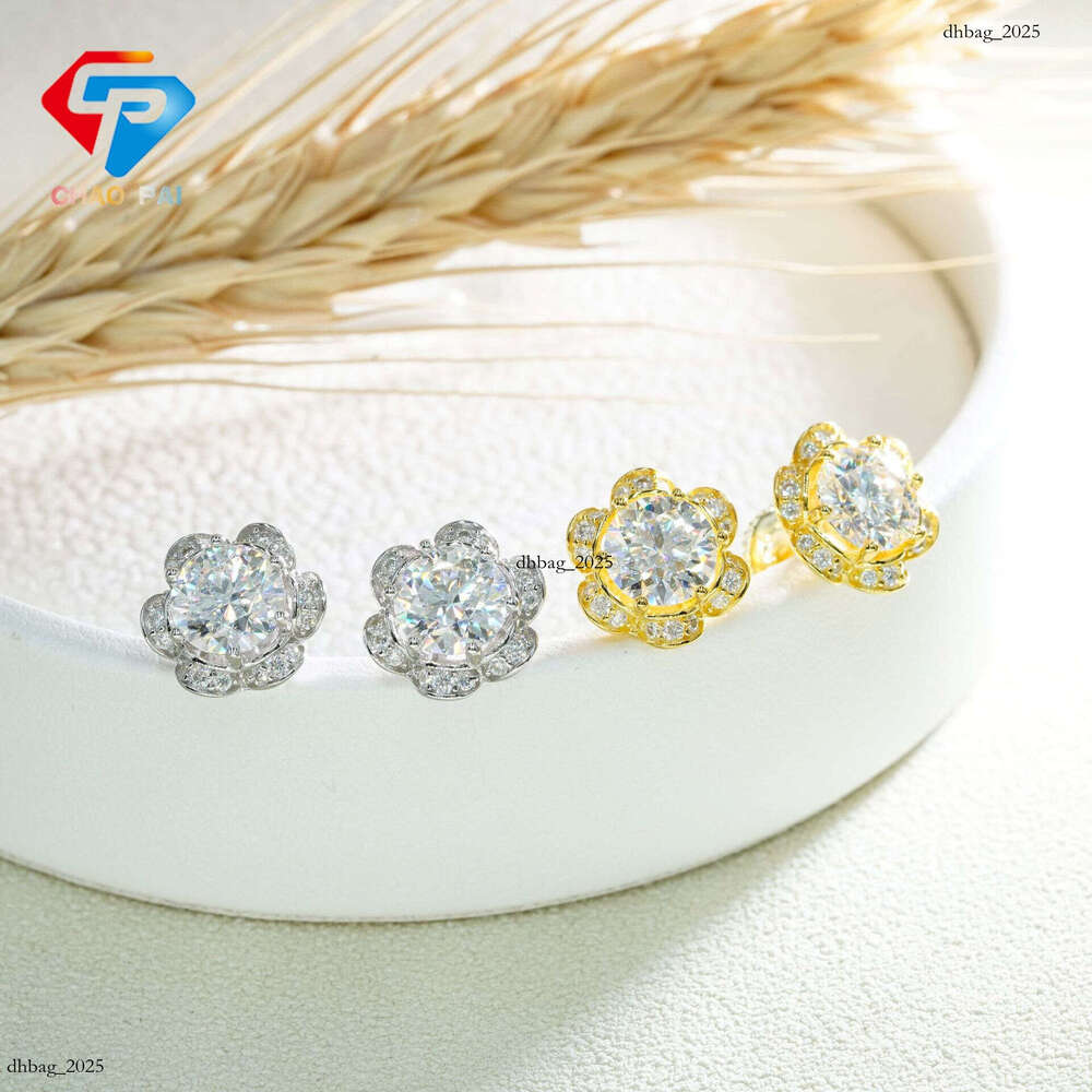 INS New Iced Out VVS Inlaid Moissanite Flower Simple Stud Earrings Jewelry