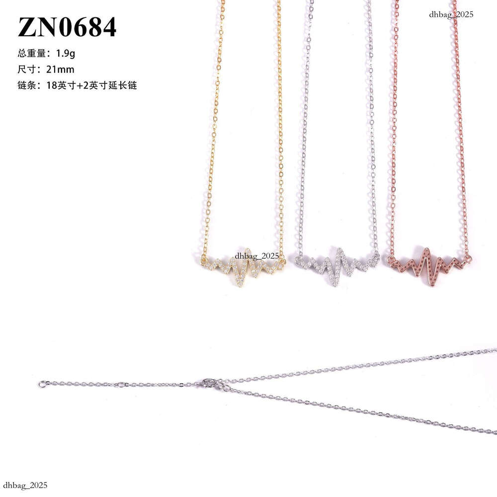 Sterling Sier Inlaid D Color Moissanite Electrocardiogram Light Collarbone Necklace Versatile