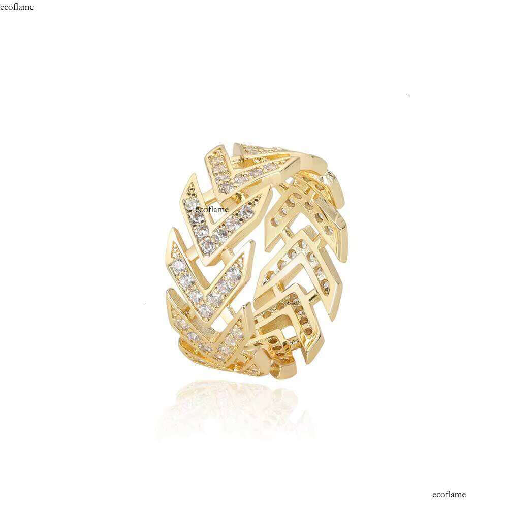 Iced Out Hip Hop Accessories Jewelry Gold Plated Retro Arrow Copper Inlaid Zircon Rings
