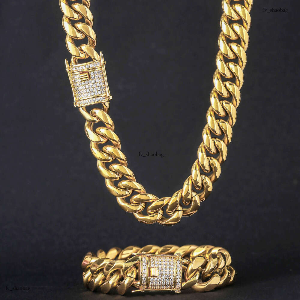 Hip Hop 6-18mm Stainless Titanium Steel Necklace Micro Paved Moissanite chain Clasp Miami Cuban Chain