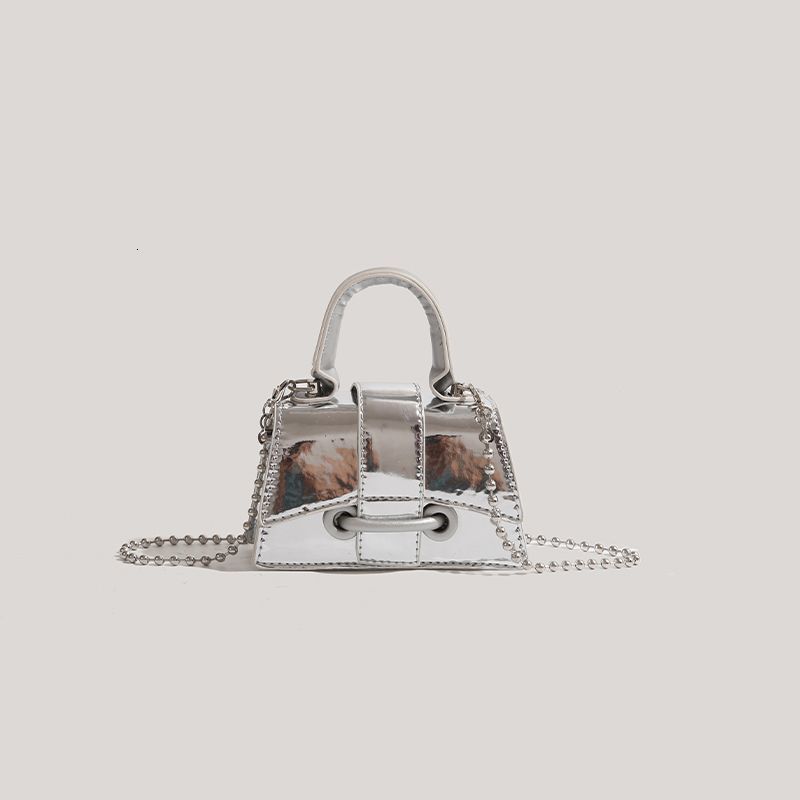 2025 New Handheld High-end Mini Chain Shoulder Crossbody Bag for Women ddmymoon