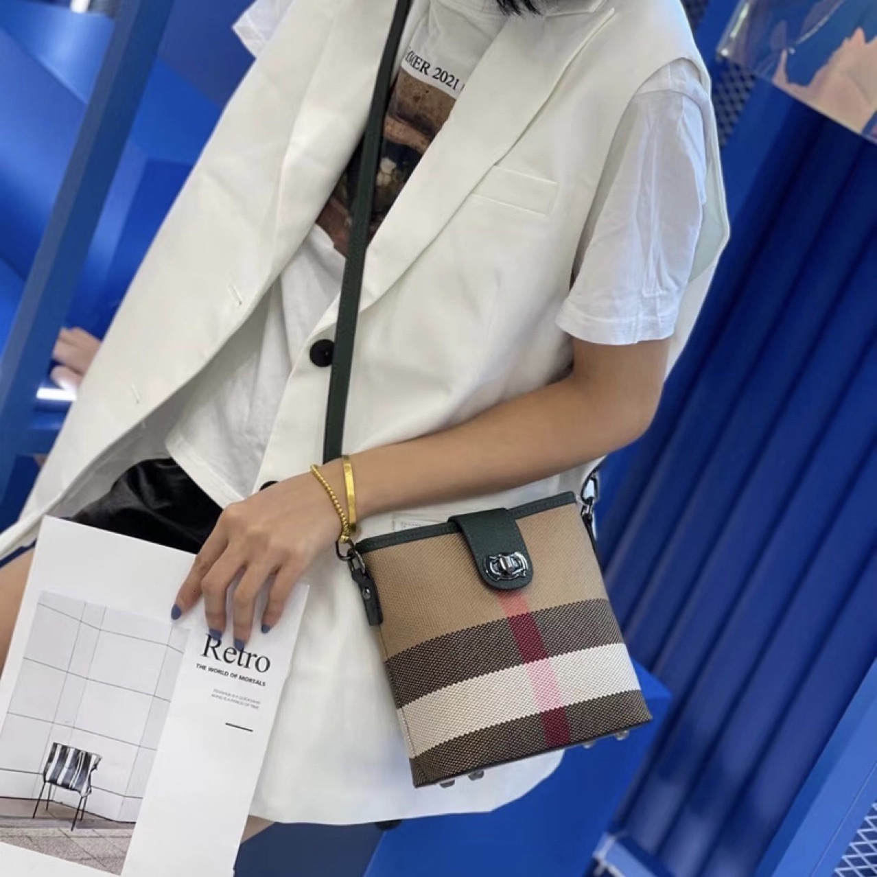 2025 New Women's Design Handbag Wallet Classic Checkered Women's Bucket Bag Diagonal Shoulder Bag Cowhide European And American Fashion Brow