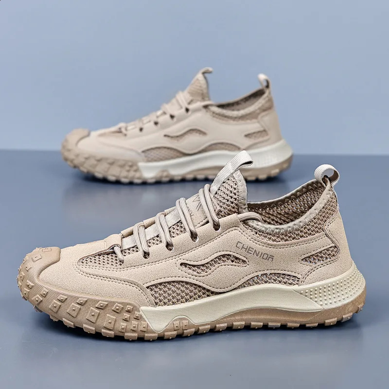 Summer Breathable Hollow Out Mesh Breathable Men Hiking Shoes Outdoor Men Sneakers Climbing Shoes Men Sport Non-Slip Shoes 250805