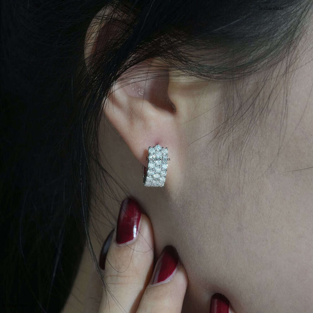 Hot Sale New Iced Out VVS Moissanite Round Minimalist Hoop Hip Hop Personality Stud Earrings