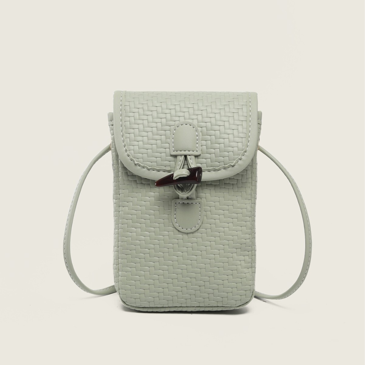 2025 New Korean Style Simple Lightweight Women's Crossbody Fresh Single Shoulder Bag with Horn Buckle ddmymoon