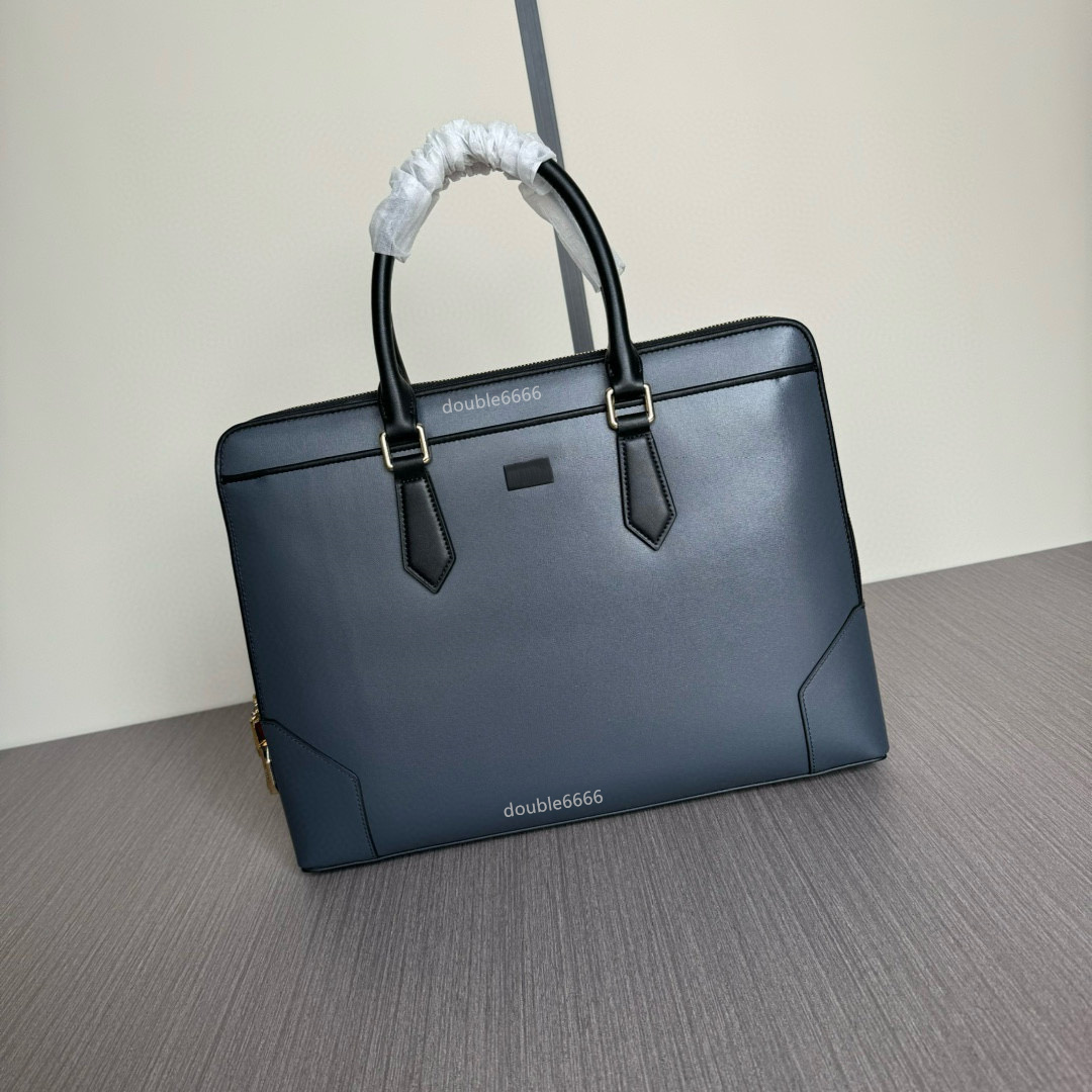Luxury designer men's briefcase Handbag fashion business briefcase Classic versatile messenger bag Casual crossbody bag Laptop Bag attache case document case