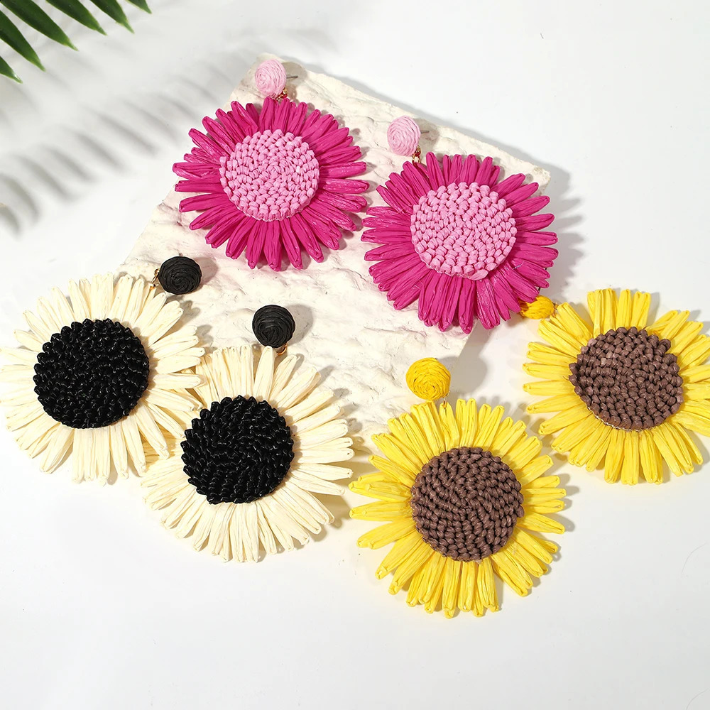 AENSOA Handmade Woven Raffia Large Flower Drop Earrings for Women Mixed Color Floral Hanging Earrings Summer Beach Jewelry 250807