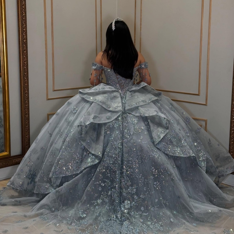 Gray Shiny Quinceanera Dresses Off The Shoulder Sequin Applique Lace Beading Tull Ball Gown Vestidos De 15 Anos Sweet 16 Dress