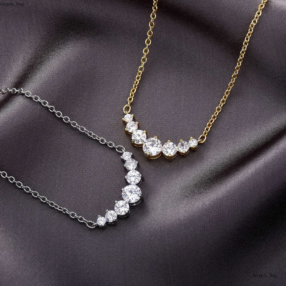 New Sterling Silver Micro-inlaid Gold-plated Smile Necklace for Women Simple Fashion Inlaid Moissanite chain Full Dia Clavicle Chain Pendant