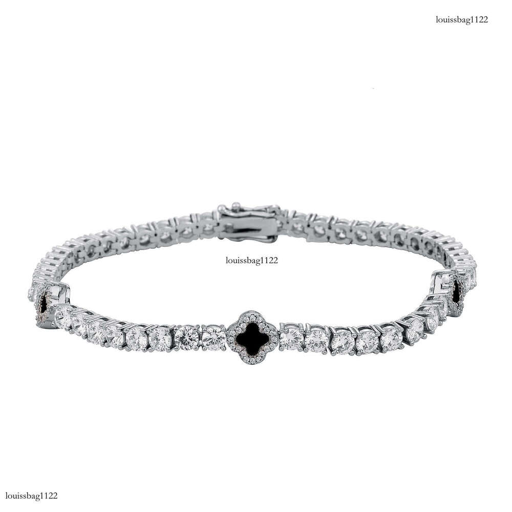 Clover Moissanite chain Bracelet Tennis Necklace for Women Exquisite High-end Clavicle Chain