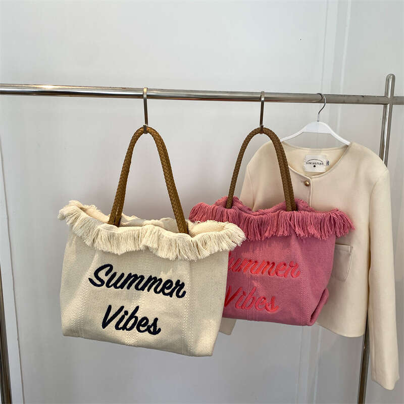 Designer Bags New Simple Solid Color Stylish Niche Beach Fashion Tassel Large Capacity Tote Bag