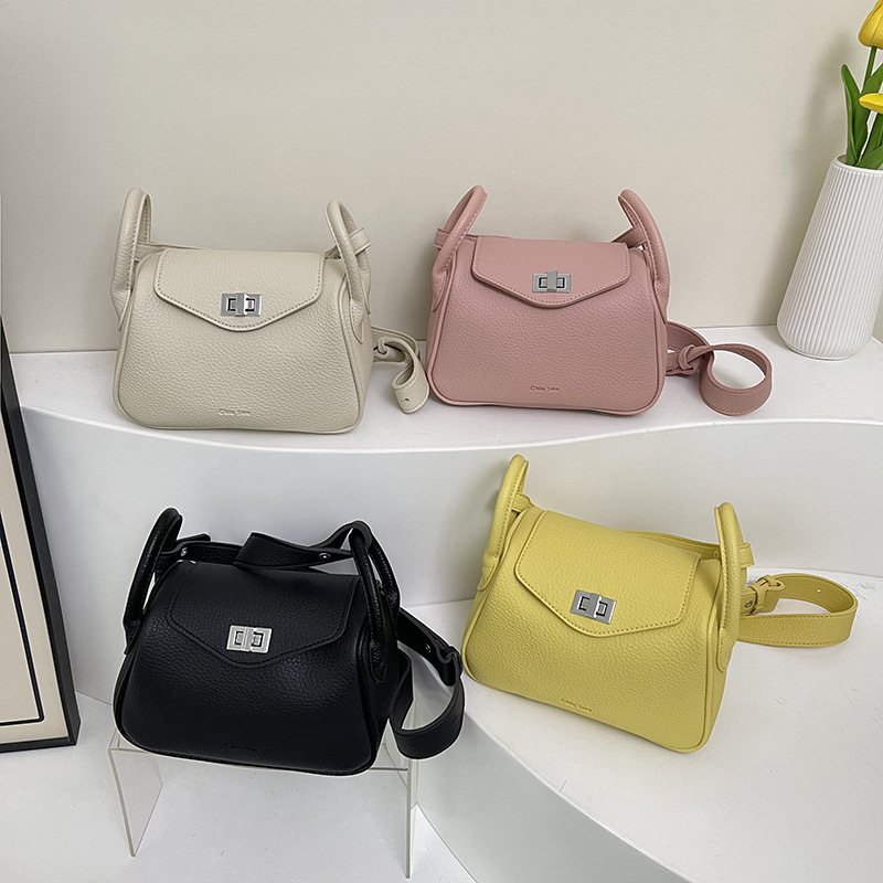 Korean Version Niche Luxury Designer Bag Design Women's Bag 2025 New Fashionable Versatile Commuter Bag Feel Cross-border Trendy Single Shoulder 